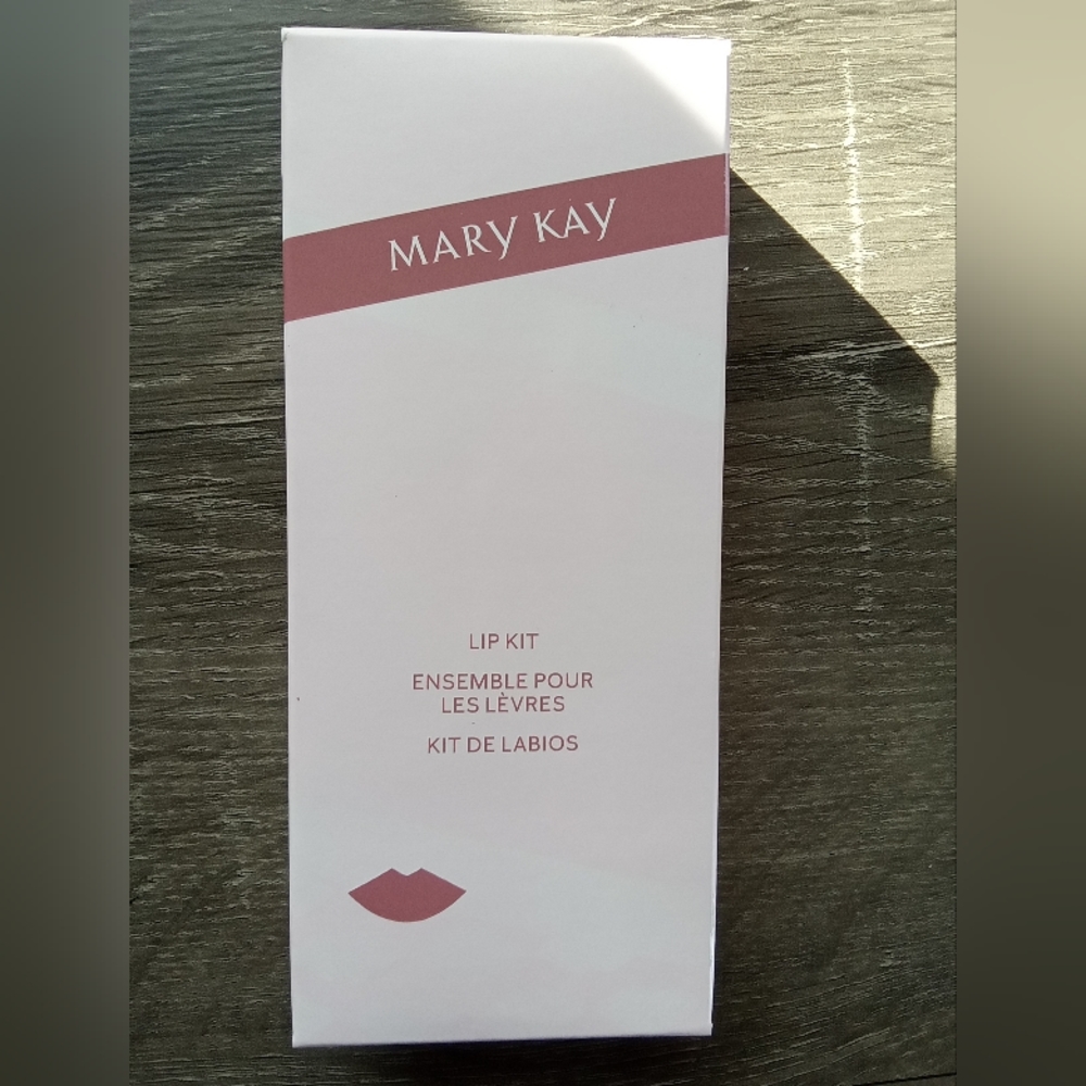 Mary kay Lip kit